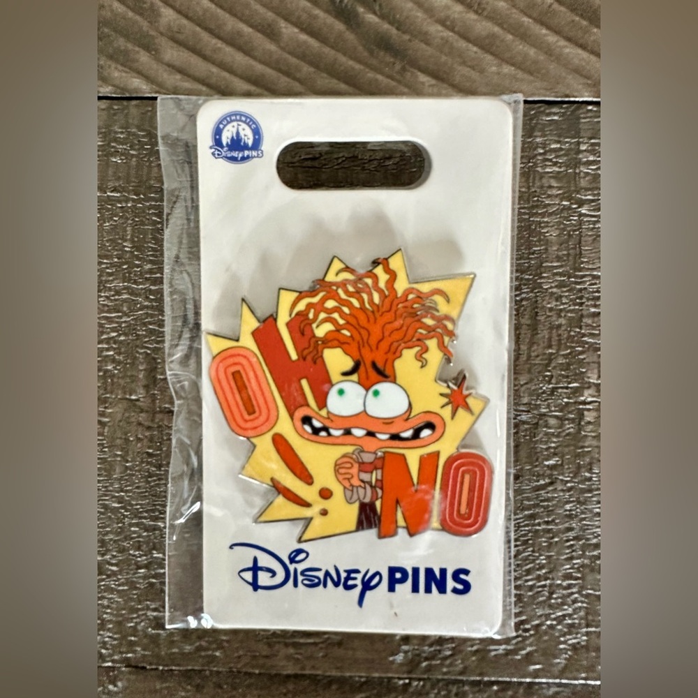 2025 Disney Parks Pixar Inside Out 2 Anxiety “Oh No” OE Pin